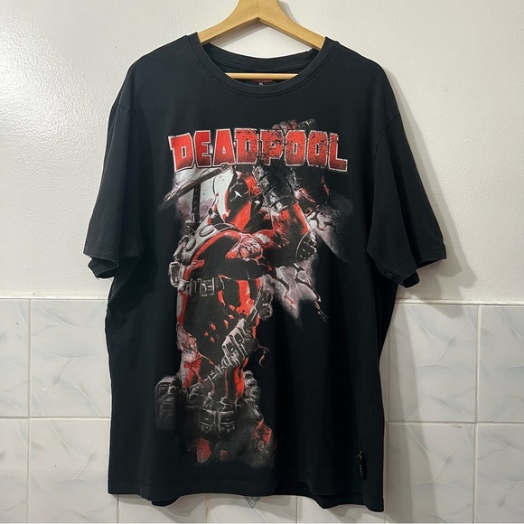 Marvel Other - Marvel Deadpool T-Shirt Mens Black Comic Graphic Tee XL Superhero Streetwear